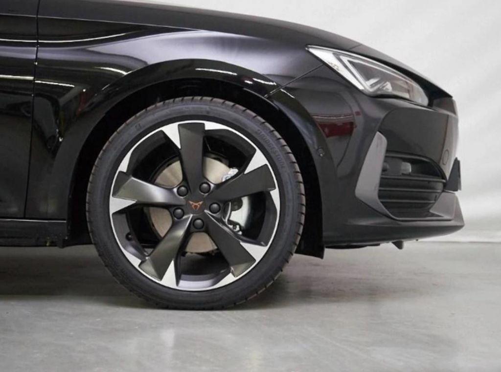 CUPRA Leon Sportstourer 1.5 eTSI DSG 110 kW (150 CV) - 7