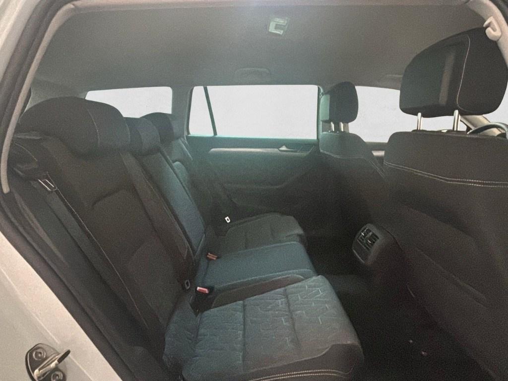 Volkswagen Passat Variant Executive 2.0 TDI 90 kW (122 CV) DSG - 5