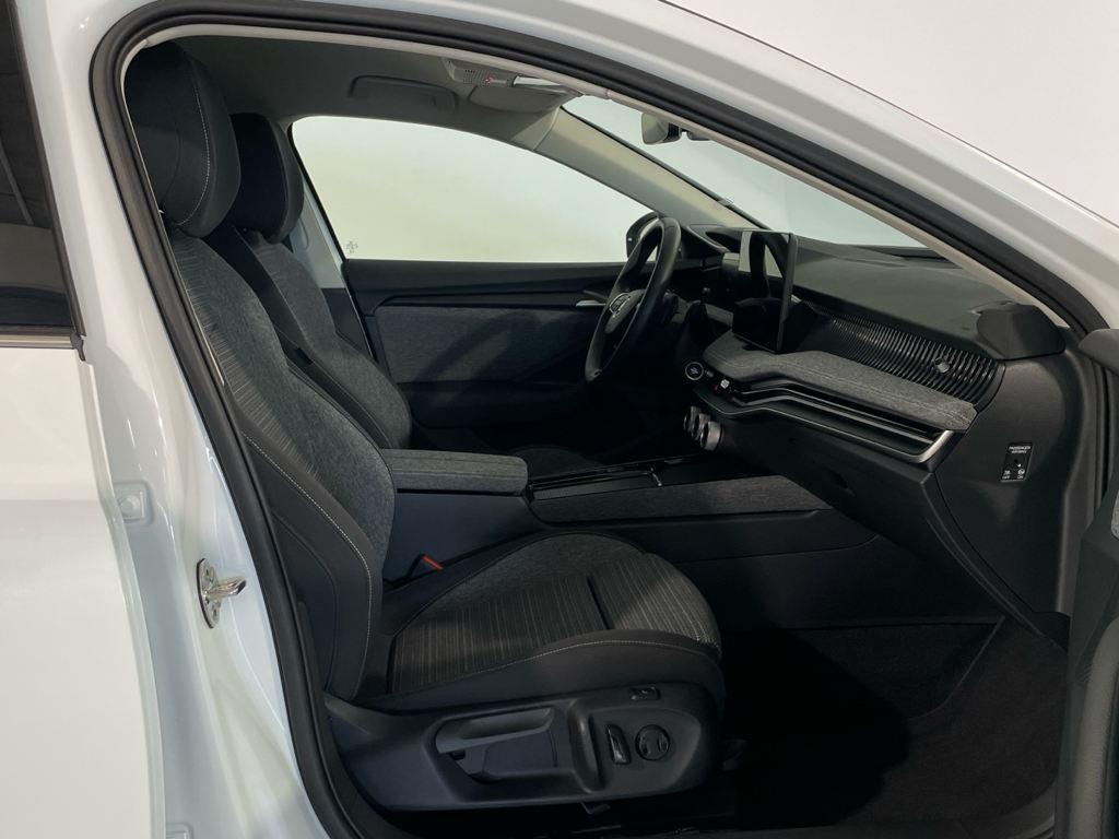 Skoda Superb Combi 1.5 TSI m-HEV Selection DSG 110 kW (150 CV) - 4