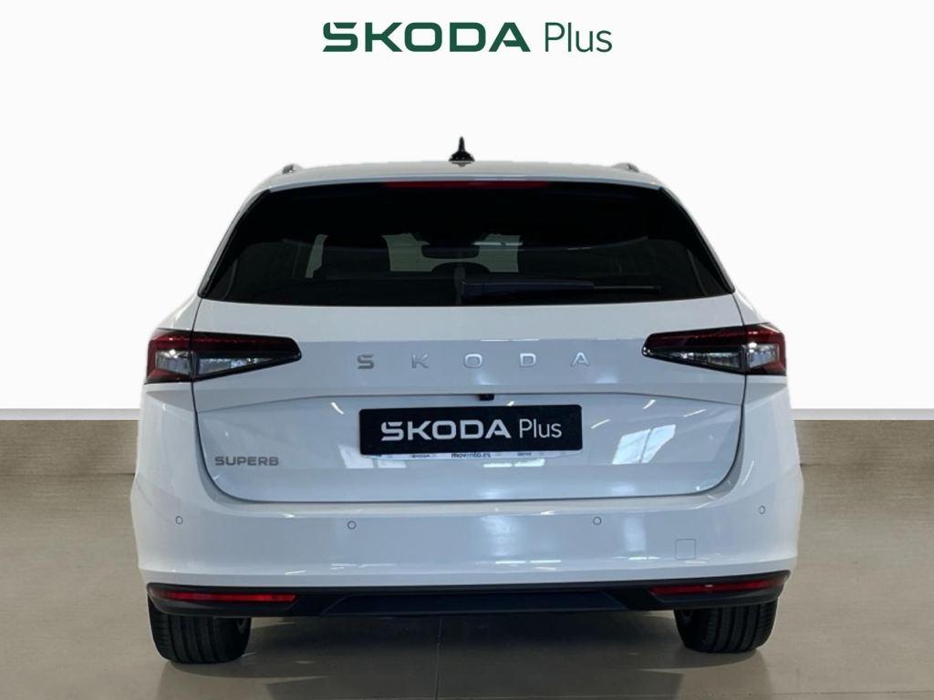 Skoda Superb Combi 1.5 TSI m-HEV Selection DSG 110 kW (150 CV) - 9