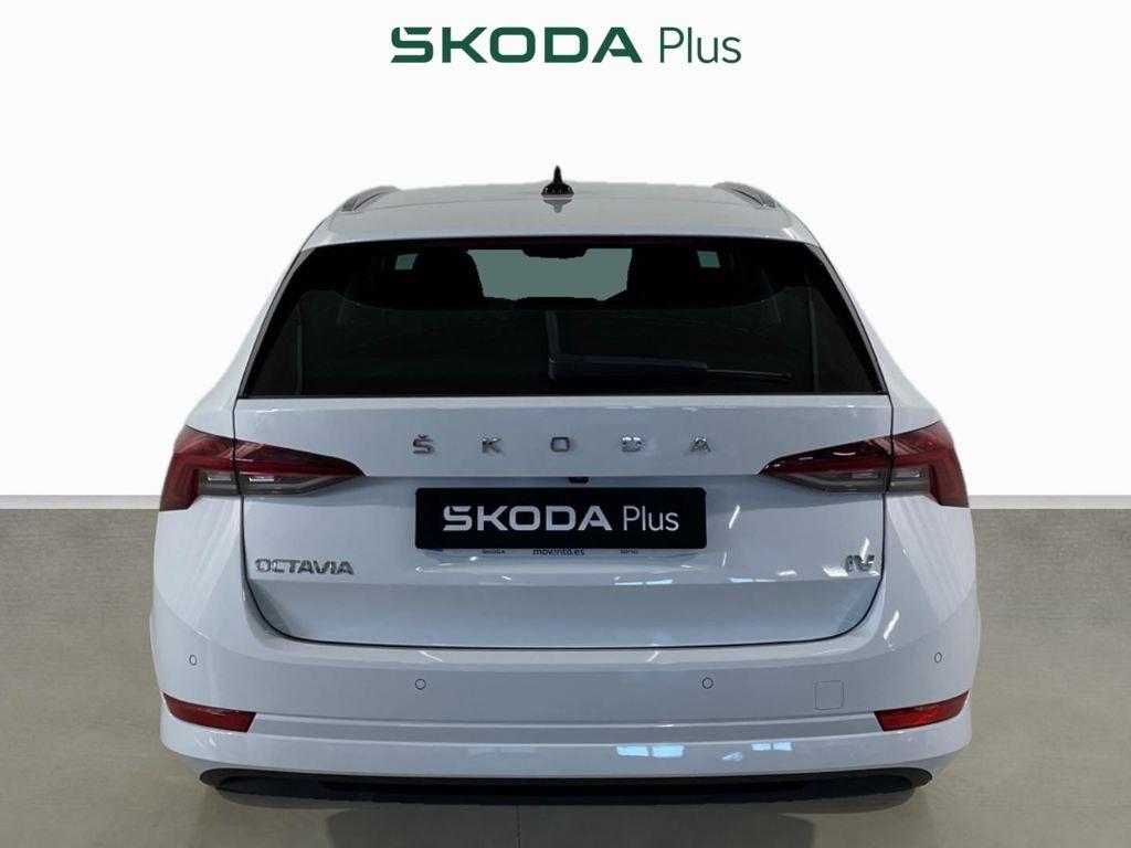 Skoda Octavia Combi 1.4 TSI iV P-HEV Selection DSG 150 kW (204 CV) - 9