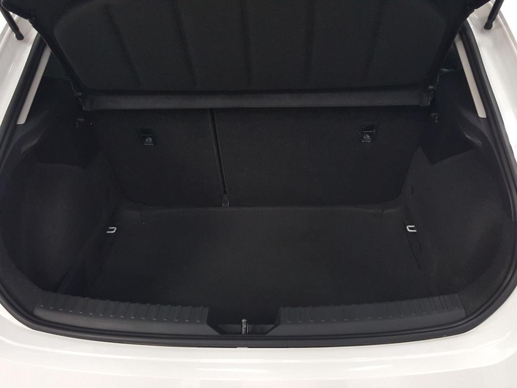 SEAT León 2.0 TDI S&S Style XS DSG 110 kW (150 CV) - 6