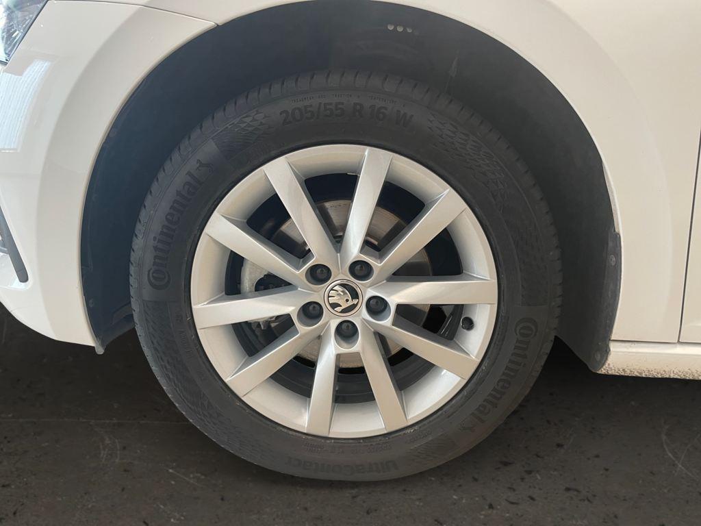 Skoda Scala 1.0 TSI Ambition 81 kW (110 CV) - 7