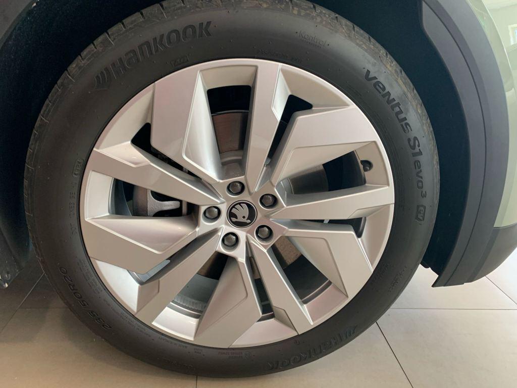 Skoda Elroq 85 82 kWh 210 kW (286 CV) - 7