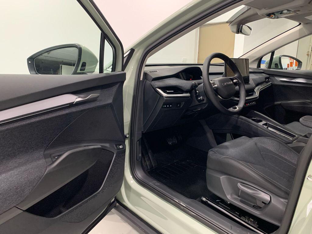 Skoda Elroq 85 82 kWh 210 kW (286 CV) - 8