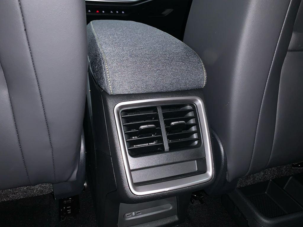 Skoda Elroq 85 82 kWh 210 kW (286 CV) - 9