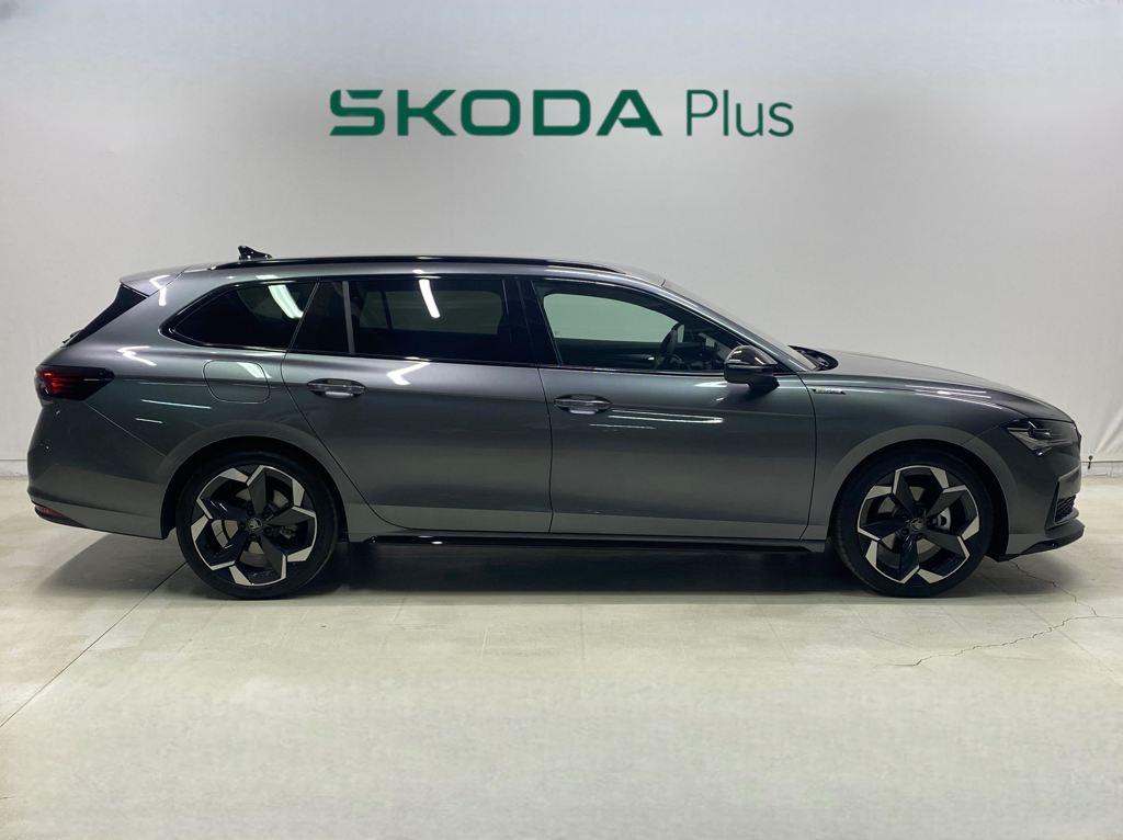 Skoda Superb Combi 1.5 TSI m-HEV Sportline DSG 110 kW (150 CV) - 2