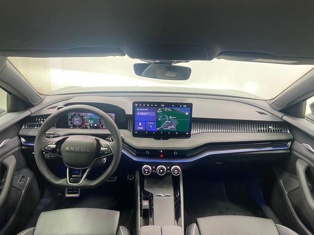 Skoda Superb Combi 1.5 TSI m-HEV Sportline DSG 110 kW (150 CV) - 3