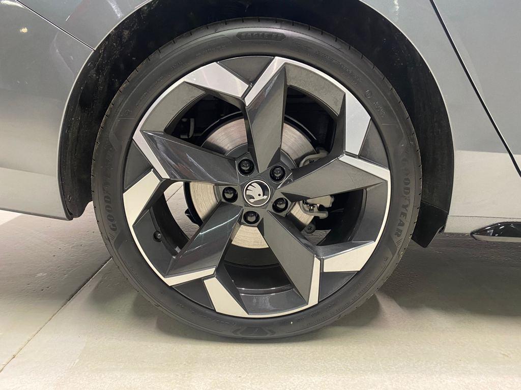 Skoda Superb Combi 1.5 TSI m-HEV Sportline DSG 110 kW (150 CV) - 7