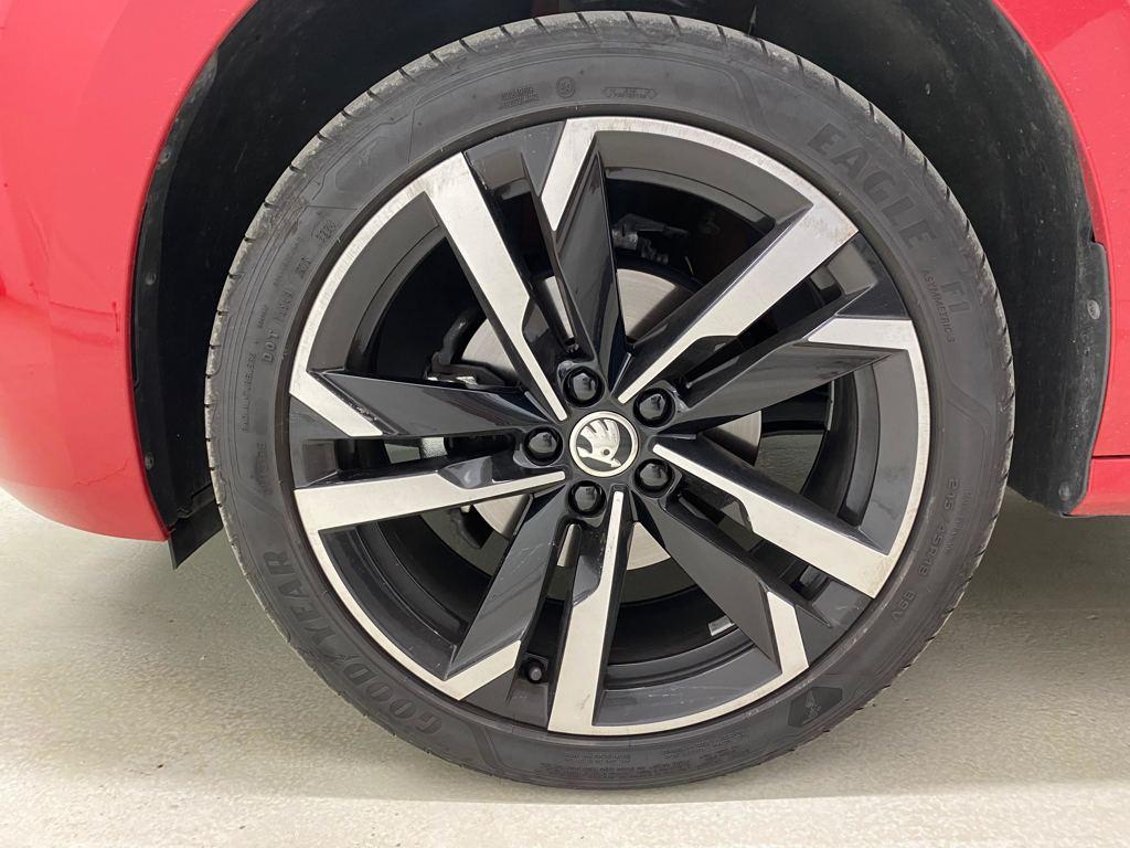 Skoda Kamiq 1.0 TSI Montecarlo DSG 85 kW (115 CV) - 7