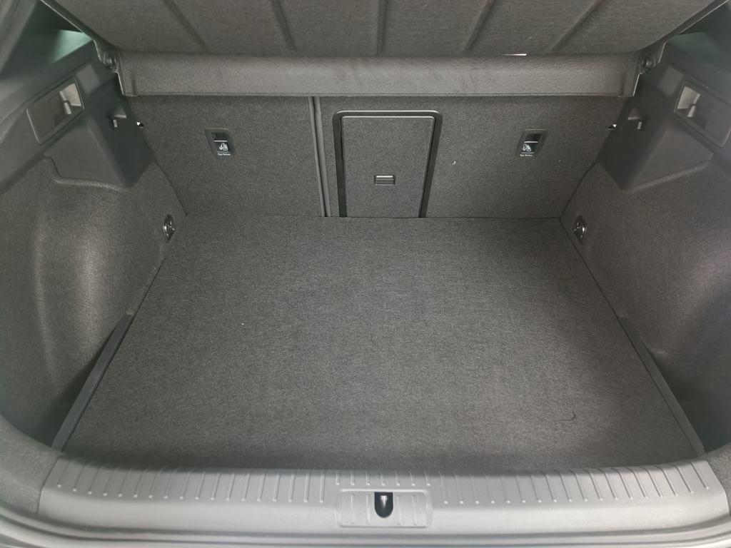 CUPRA Formentor 1.5 TSI e-Hybrid DSG 150 kW (204 CV) - 6