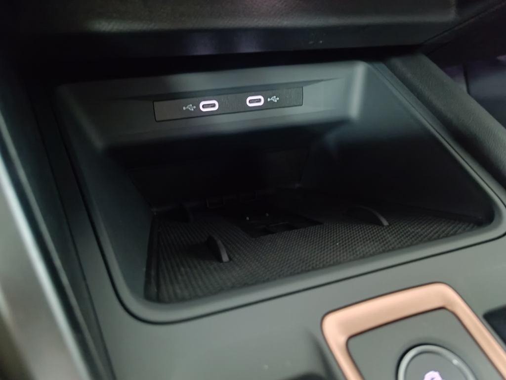 CUPRA Formentor 1.5 TSI e-Hybrid DSG 150 kW (204 CV) - 16