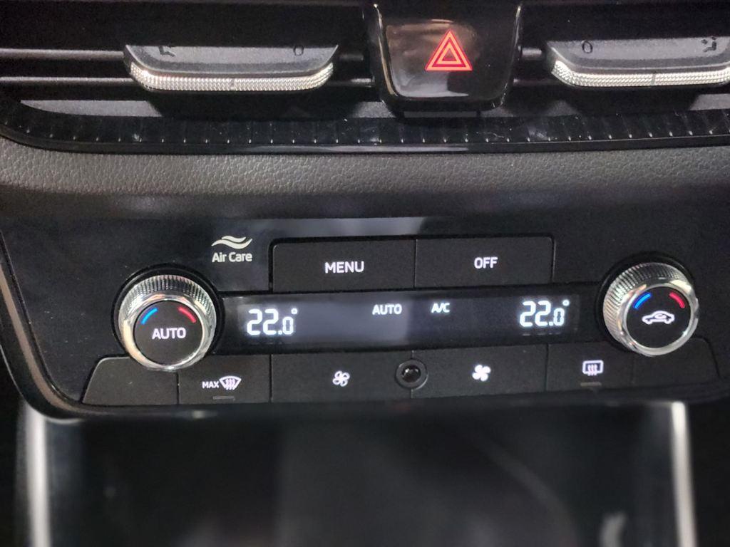 Skoda Fabia 1.0 TSI Design 85 KW (115 CV) - 9