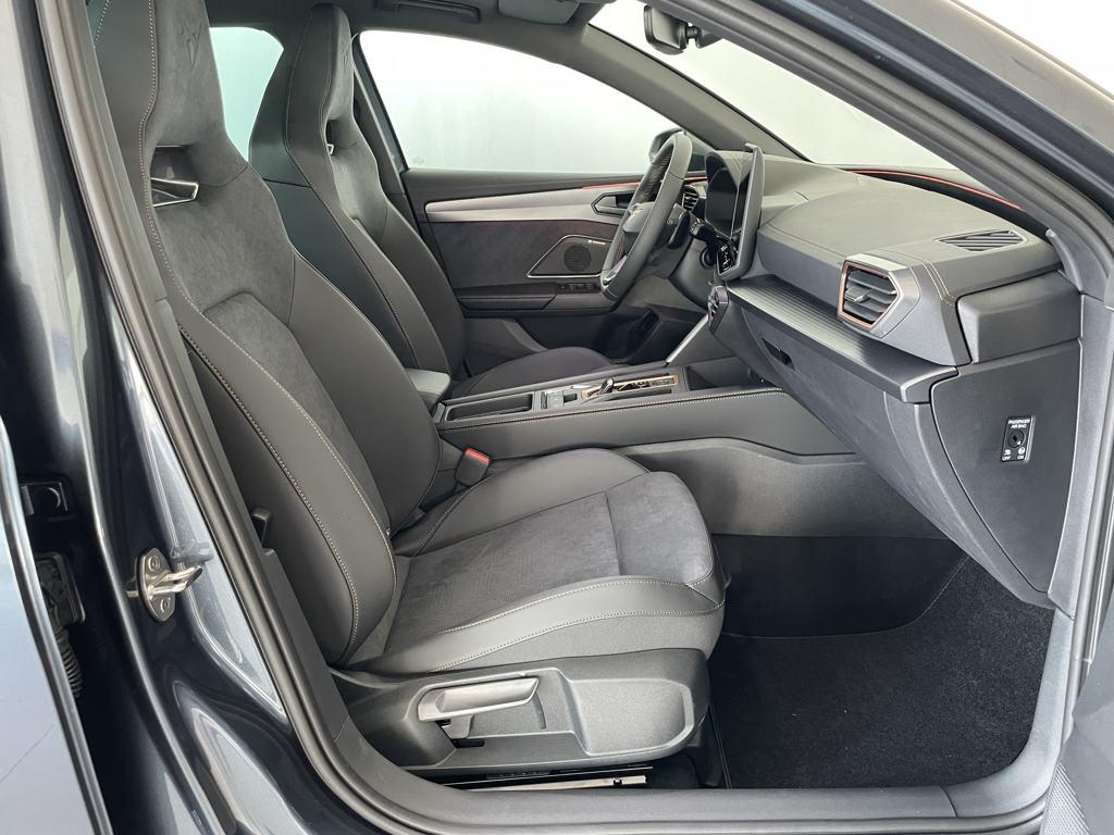 CUPRA Leon Sportstourer 1.5 eTSI DSG 110 kW (150 CV) - 4