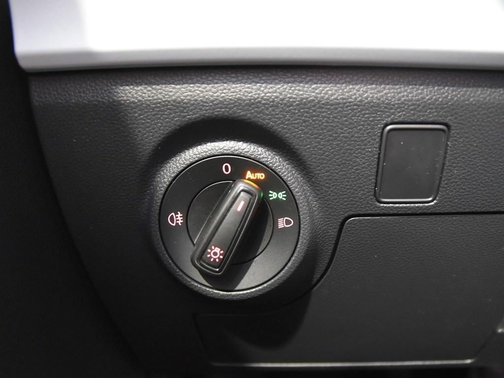 SEAT Arona 1.0 TSI Style XM 81 kW (110 CV) - 19