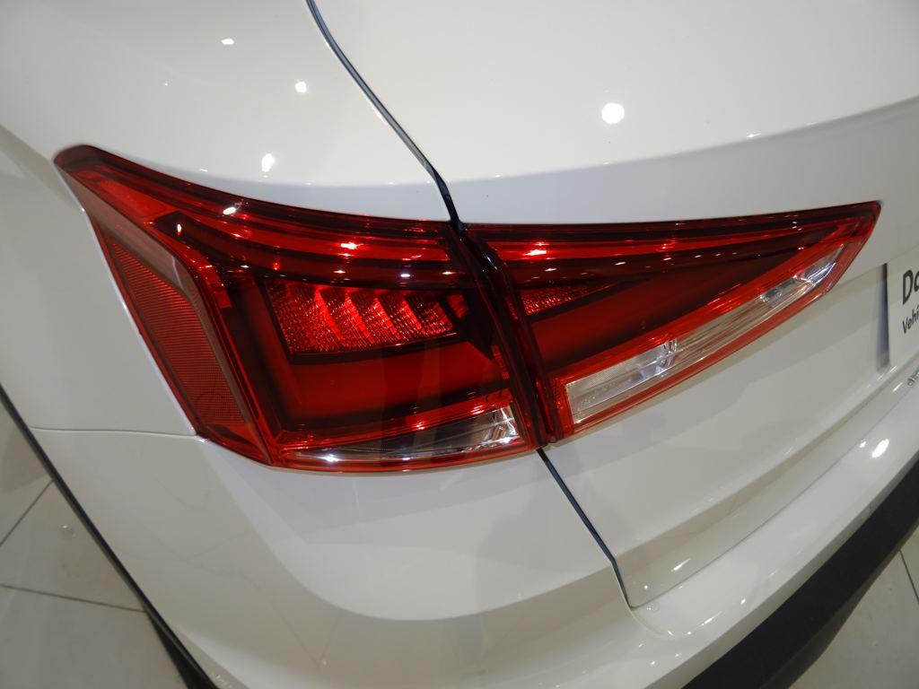 SEAT Arona 1.0 TSI Style XM 81 kW (110 CV) - 10