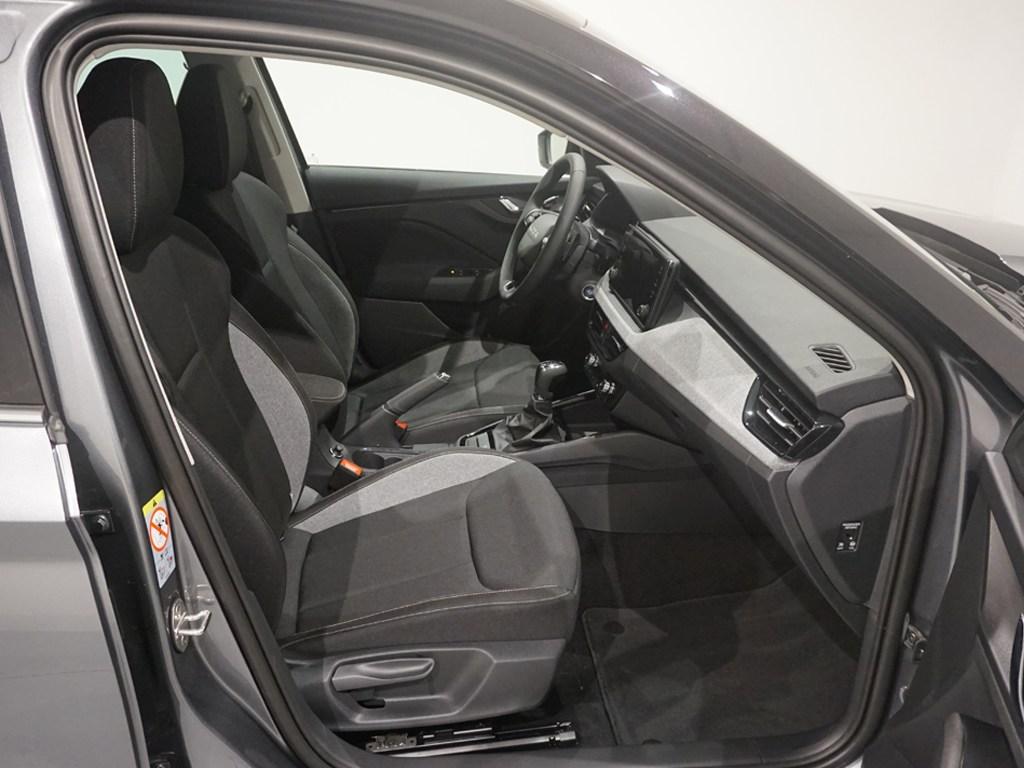 Skoda Kamiq 1.0 TSI Selection DSG 85 kW (115 CV) - 4