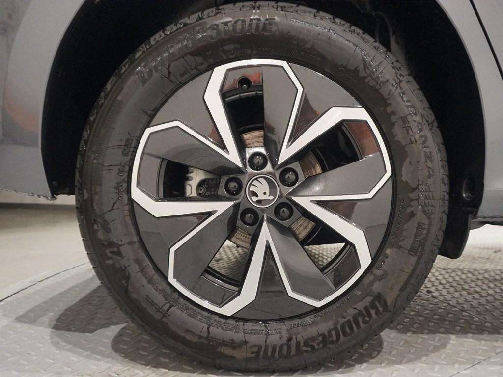 Skoda Kamiq 1.0 TSI Selection DSG 85 kW (115 CV) - 7