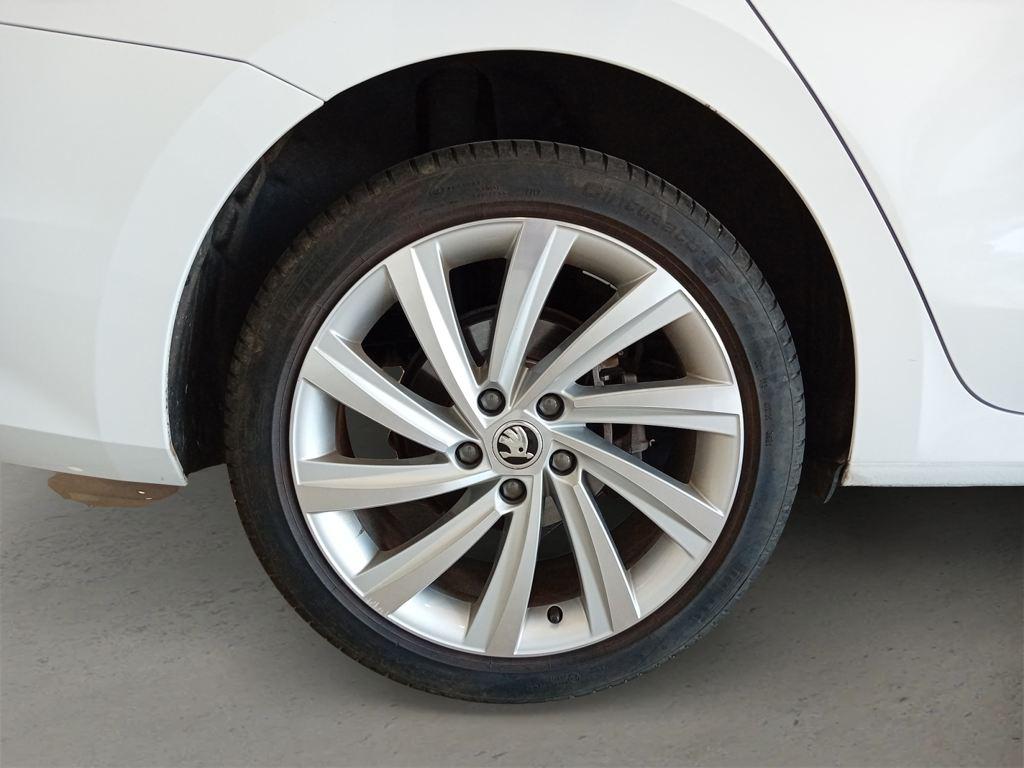 Skoda Octavia 1.4 TSI PHEV Ambition DSG 150 kW (204 CV) - 7