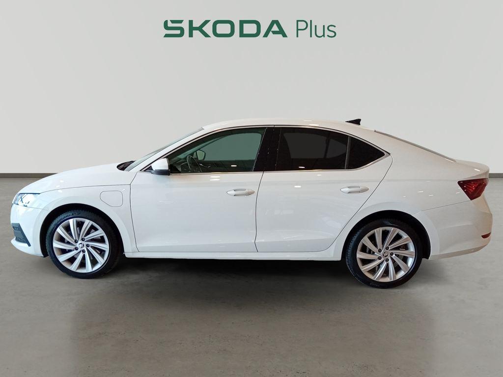 Skoda Octavia 1.4 TSI PHEV Ambition DSG 150 kW (204 CV) - 9