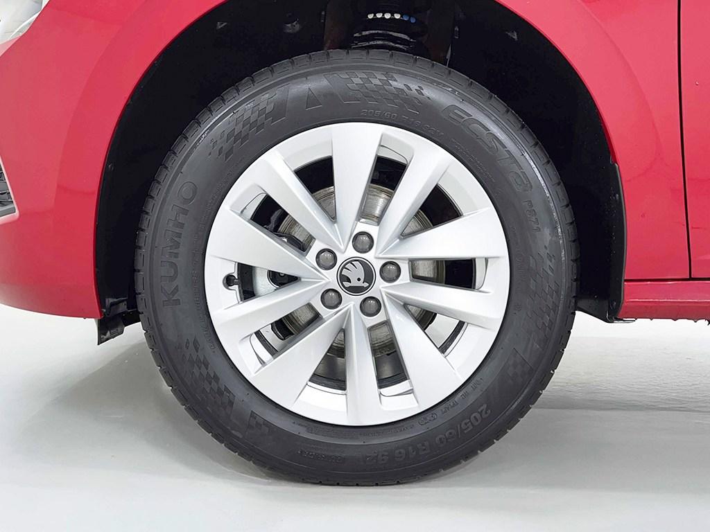 Skoda Kamiq 1.0 TSI Selection 85 kW (115 CV) - 7