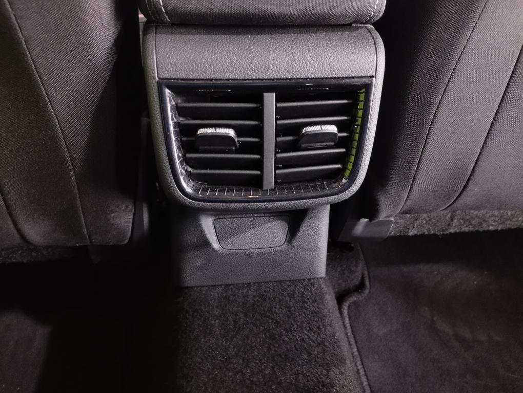 Skoda Fabia 1.0 MPI Selection 59 kW (80 CV) - 10