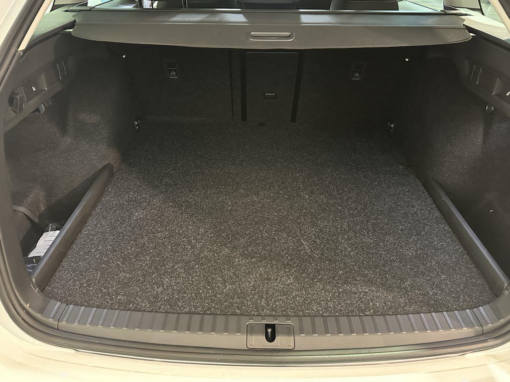 Skoda Octavia Combi 1.4 TSI iV P-HEV Selection DSG 150 kW (204 CV) - 6