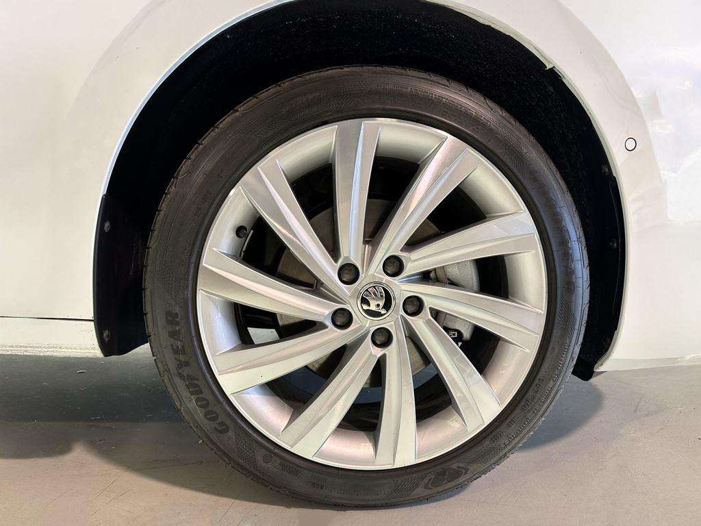 Skoda Octavia Combi 1.4 TSI iV P-HEV Selection DSG 150 kW (204 CV) - 7