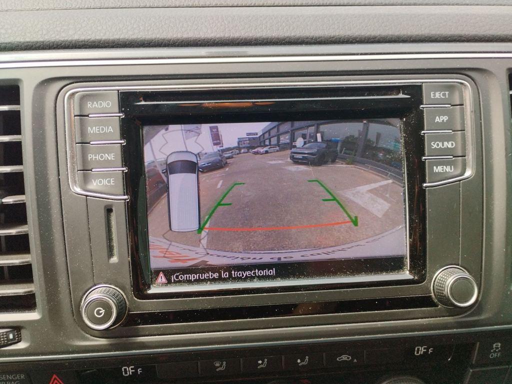 Volkswagen California Beach 2.0 TDI BMT 110 kW (150 CV) - 12