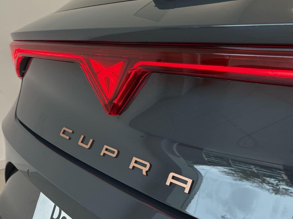 CUPRA León 1.5 eTSI DSG 110 kW (150 CV) - 10
