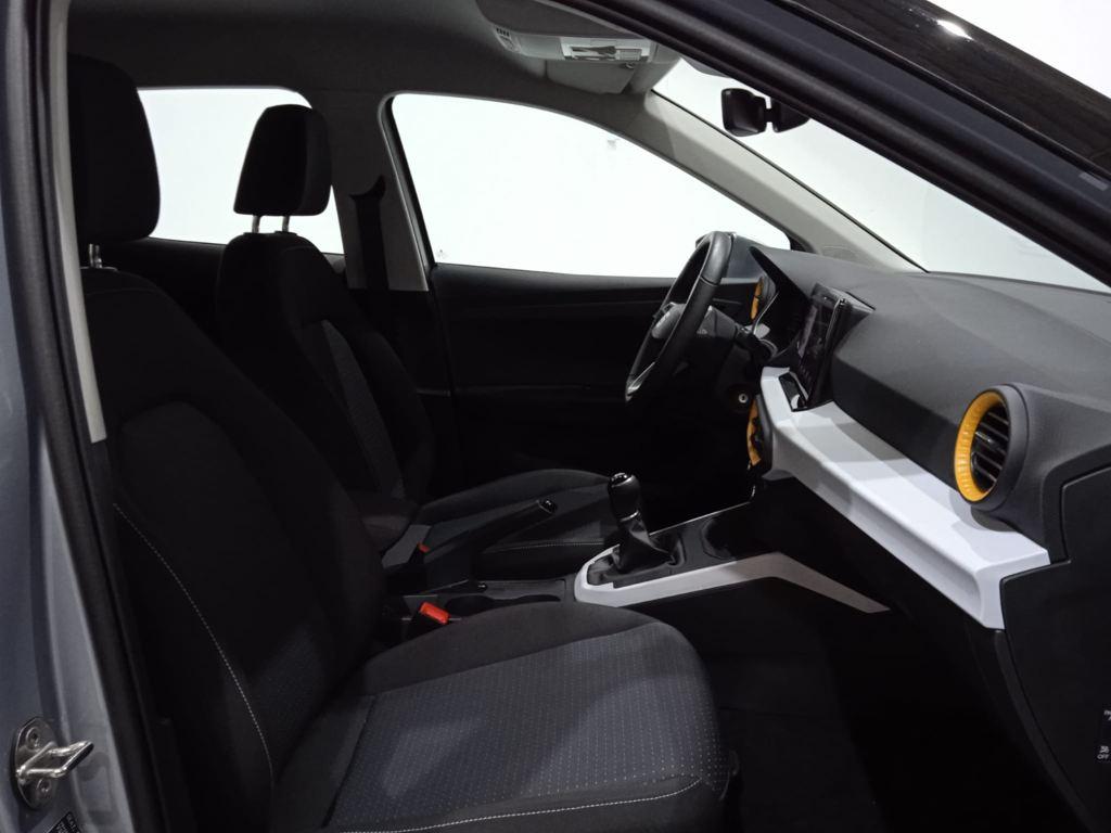 SEAT Arona 1.0 TSI Style XM 81 kW (110 CV) - 4