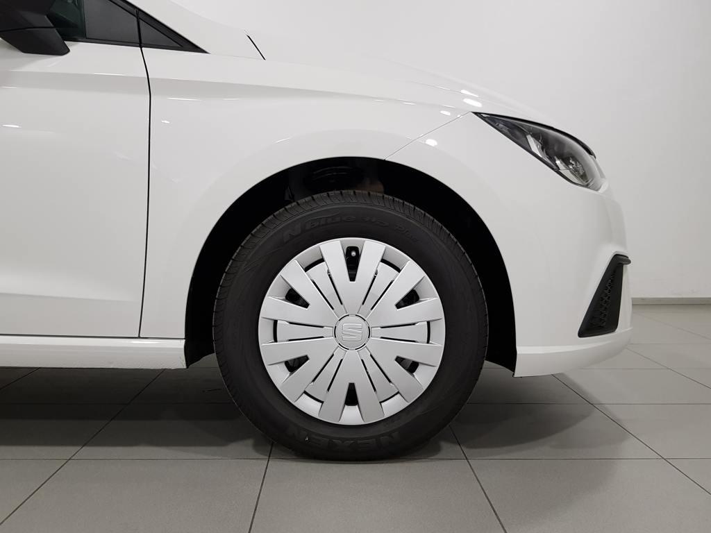 SEAT Ibiza 1.0 MPI Reference 59 kW (80 CV) - 7