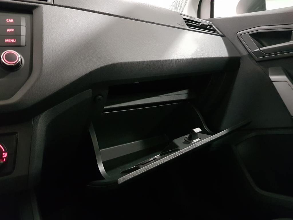 SEAT Ibiza 1.0 MPI Reference 59 kW (80 CV) - 9