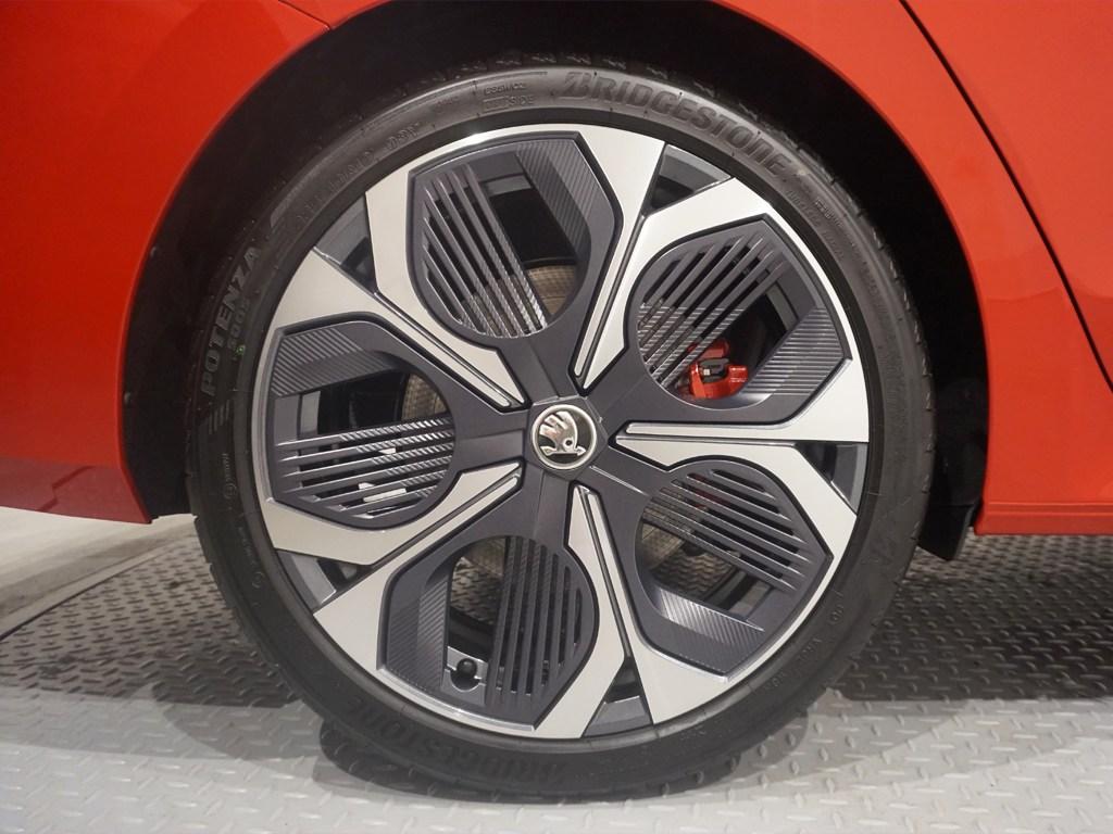 Skoda Octavia Combi 2.0 TSI RS DSG 195 kW (265 CV) - 7