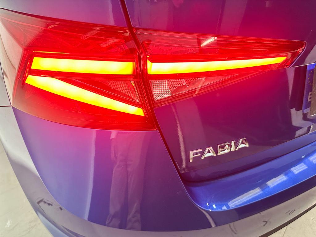 Skoda Fabia 1.0 TSI Selection 85 kW (115 CV) - 19