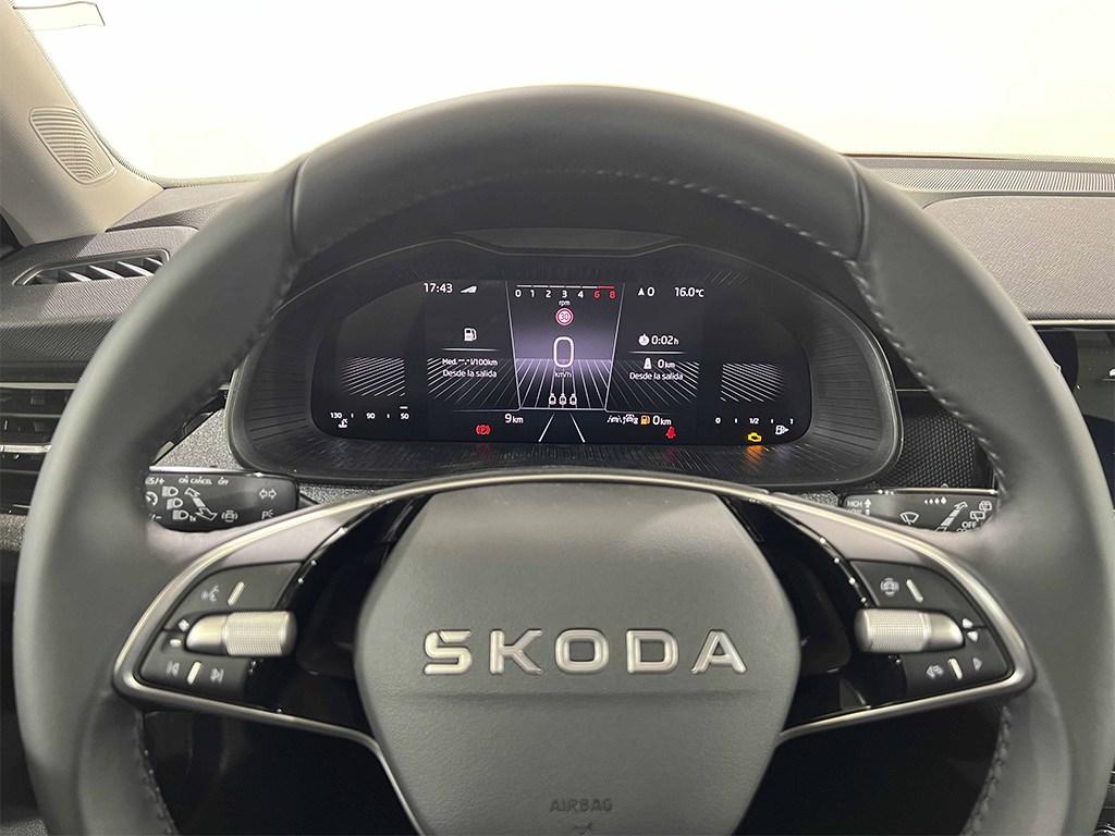 Skoda Kamiq 1.0 TSI Selection 85 kW (115 CV) - 12