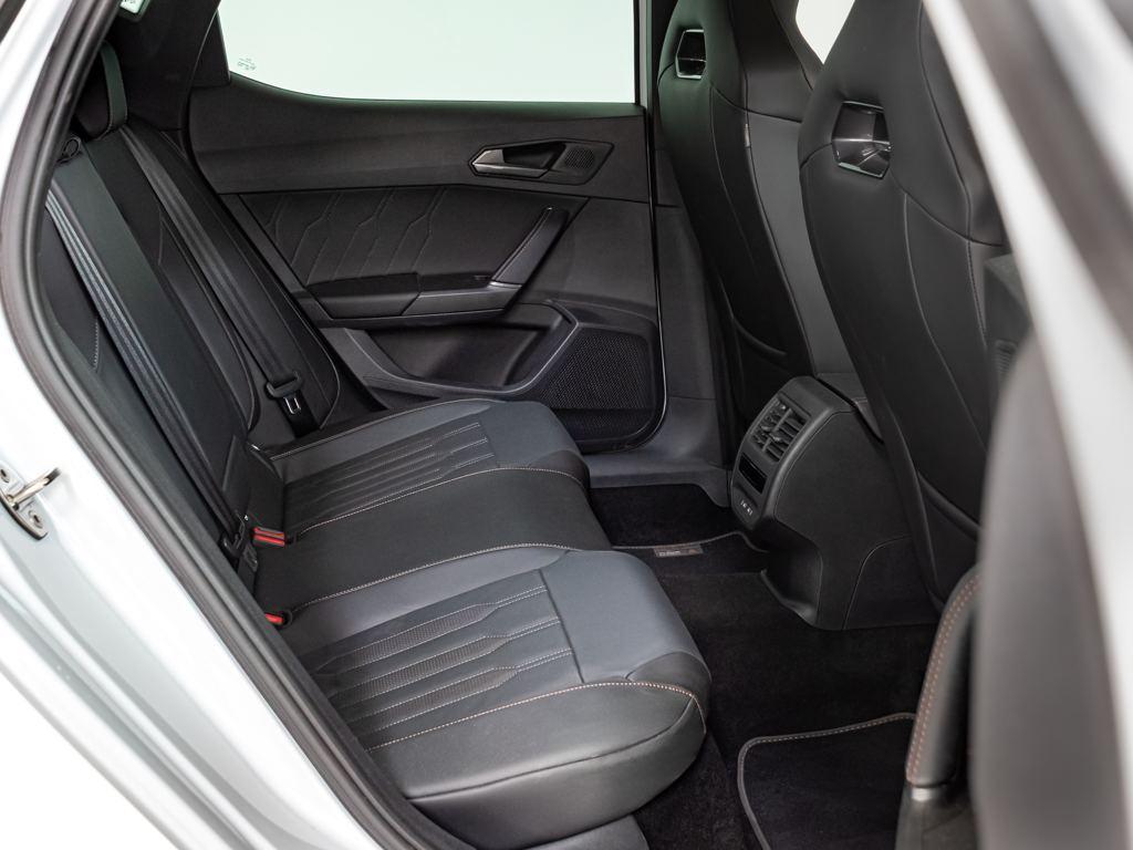 CUPRA León 2.0 TSI VZ DSG 221 kW (300 CV) - 5