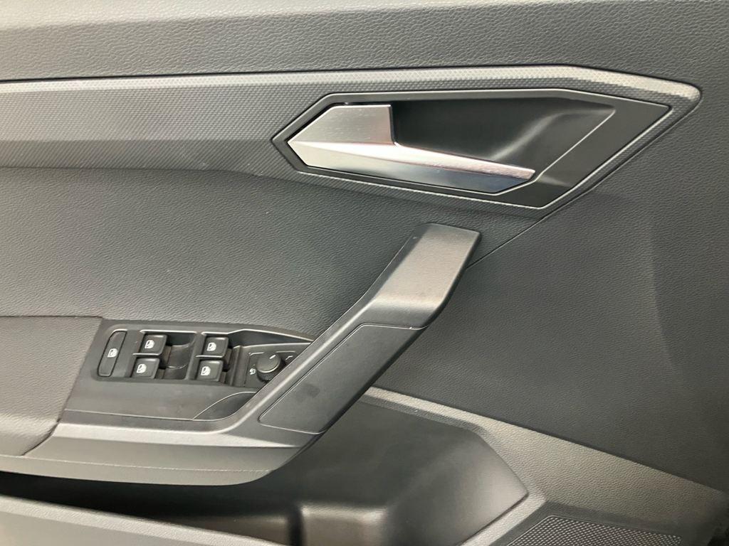 SEAT Arona 1.0 TSI Style XM DSG 81 kW (110 CV) - 13