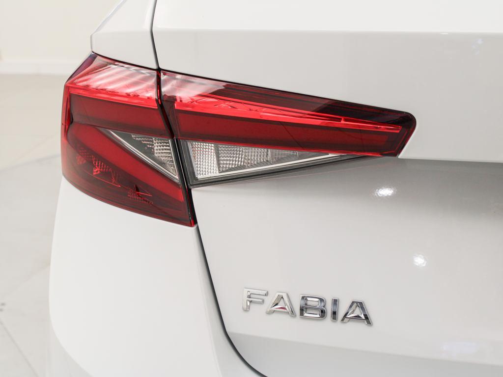 Skoda Fabia 1.0 TSI Selection 85 kW (115 CV) - 19