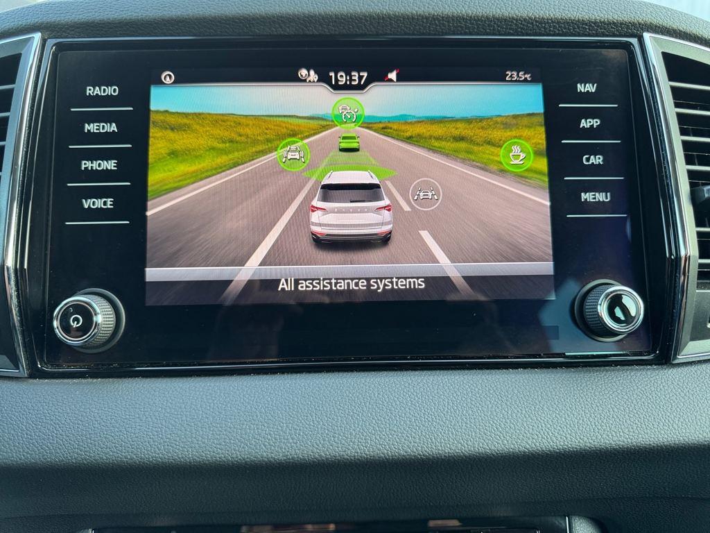 Skoda Karoq 1.5 TSI ACT Selection DSG 110 kW (150 CV) - 12