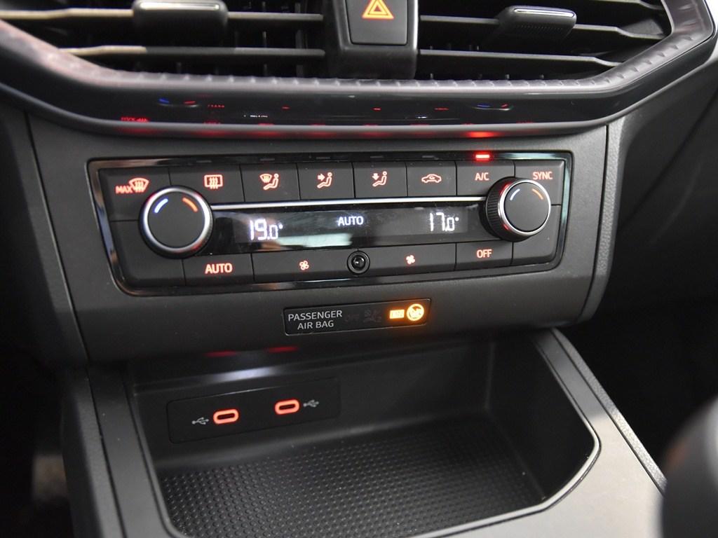 SEAT Ibiza 1.0 TSI Special Edition 85 kW (115 CV) - 11