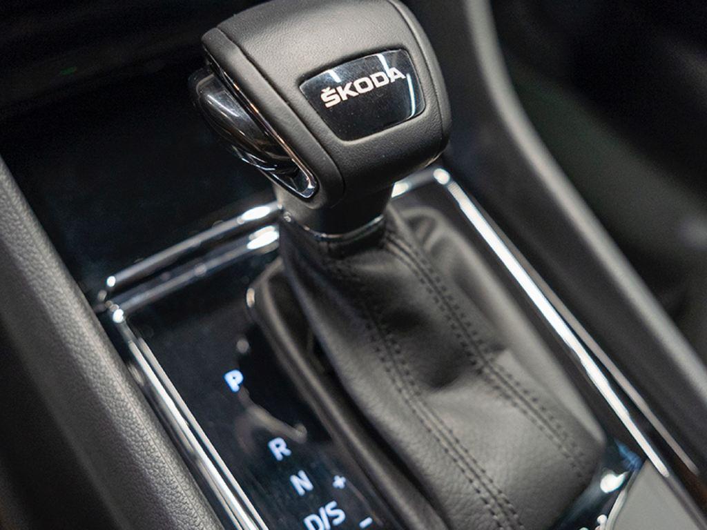 Skoda Karoq 1.5 TSI ACT Ambition DSG 110 kW (150 CV) - 12