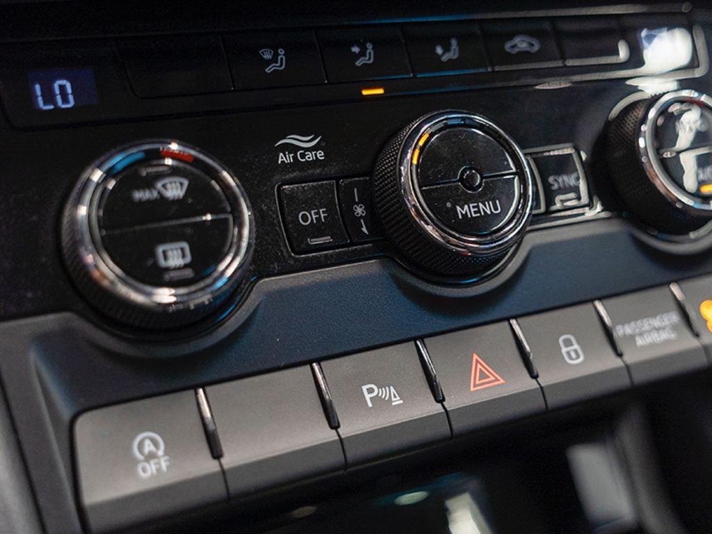 Skoda Karoq 1.5 TSI ACT Selection DSG 110 kW (150 CV) - 11