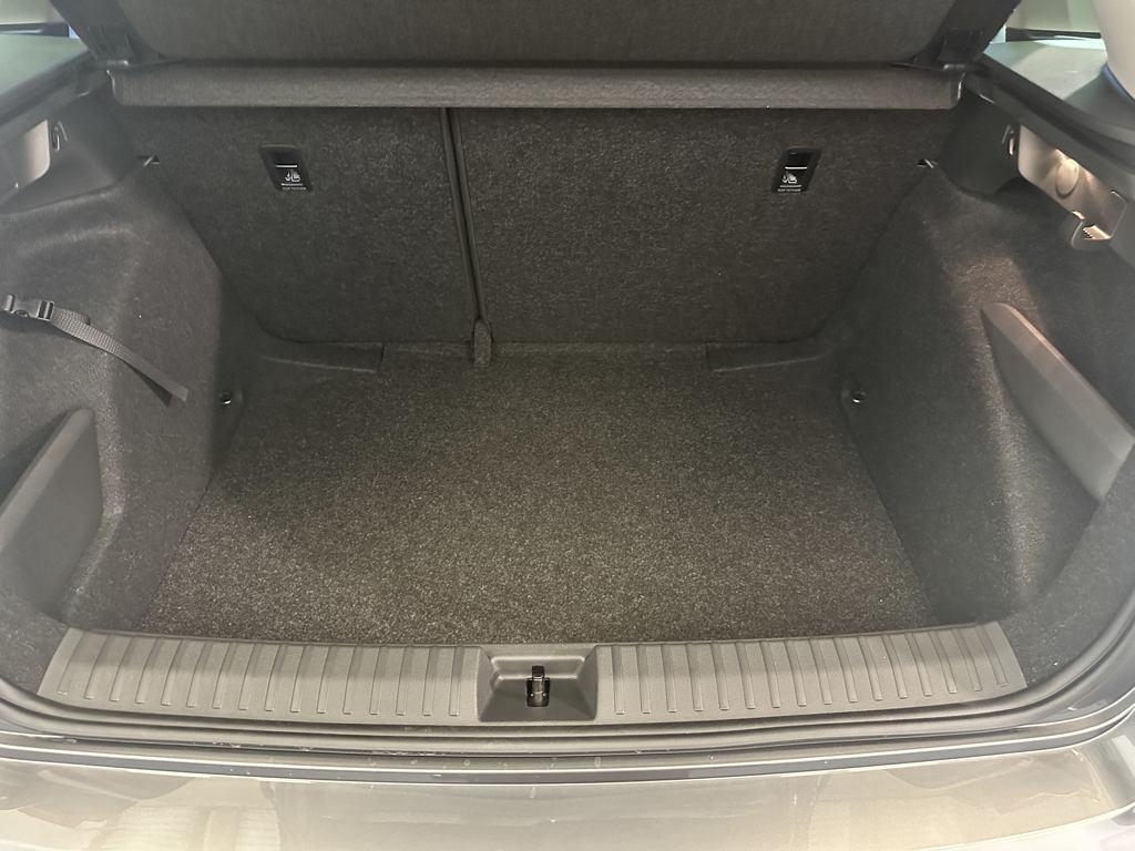 Skoda Kamiq 1.0 TSI Selection DSG 85 kW (115 CV) - 6