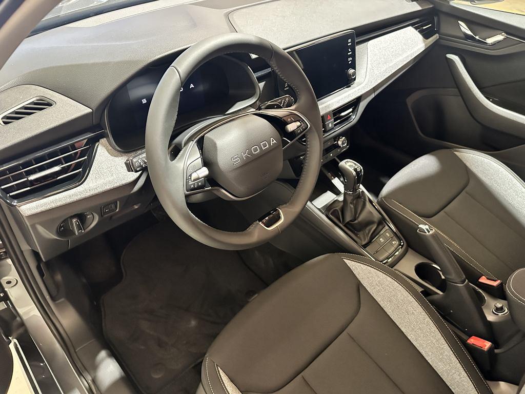 Skoda Kamiq 1.0 TSI Selection DSG 85 kW (115 CV) - 8