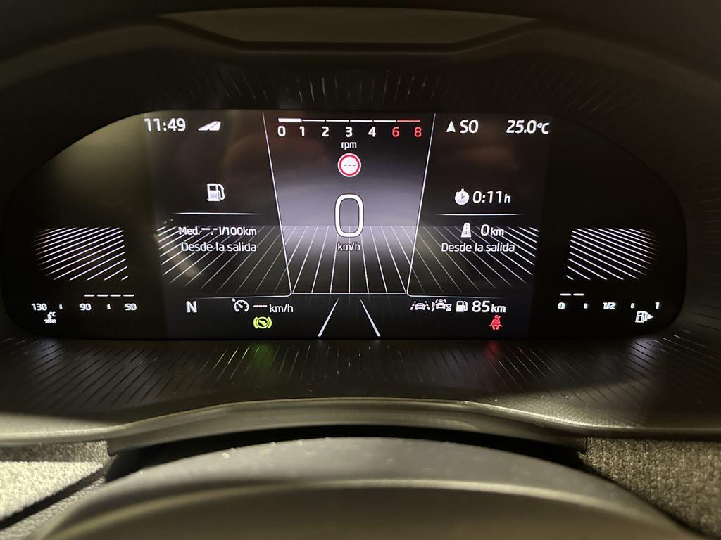 Skoda Kamiq 1.0 TSI Selection DSG 85 kW (115 CV) - 11