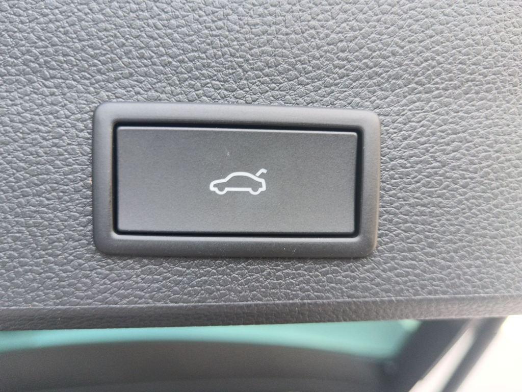 SEAT Ateca 1.5 TSI S&S FR Special Edition 110 kW (150 CV) - 8