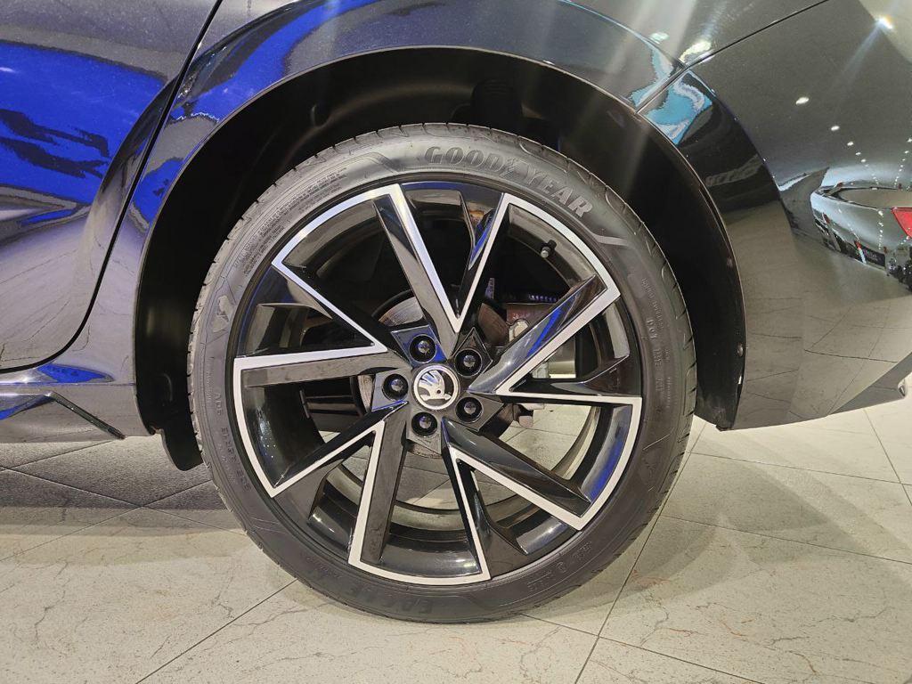 Skoda Scala 1.0 TSI Montecarlo DSG 81 kW (110 CV) - 7