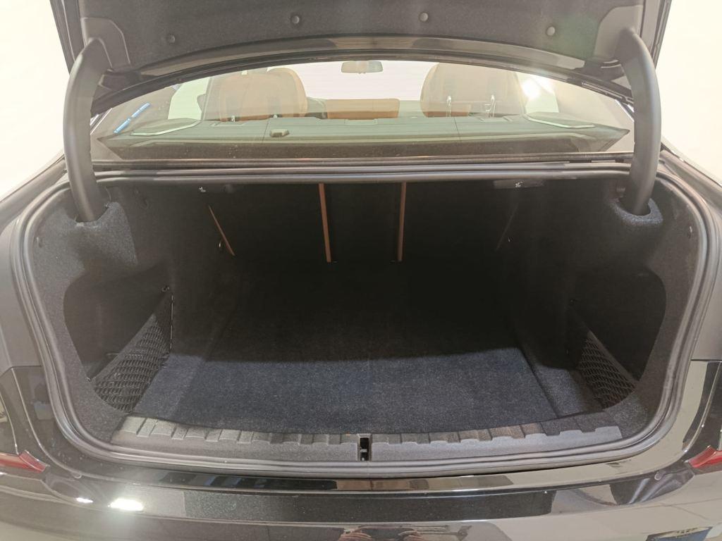 BMW Serie 3 320d 140 kW (190 CV) - 6