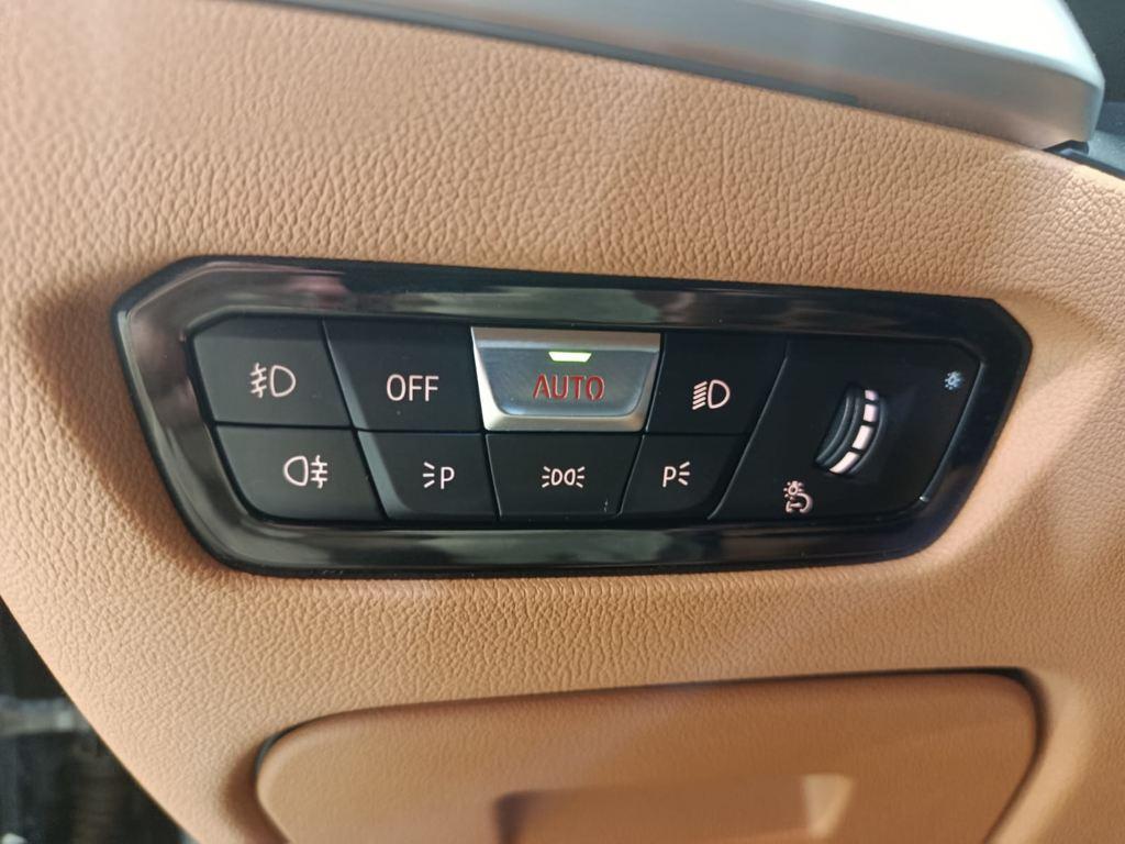 BMW Serie 3 320d 140 kW (190 CV) - 10